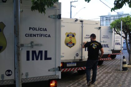 Filho de ex-prefeito de Itabi é encontrado morto a tiros na varanda de casa