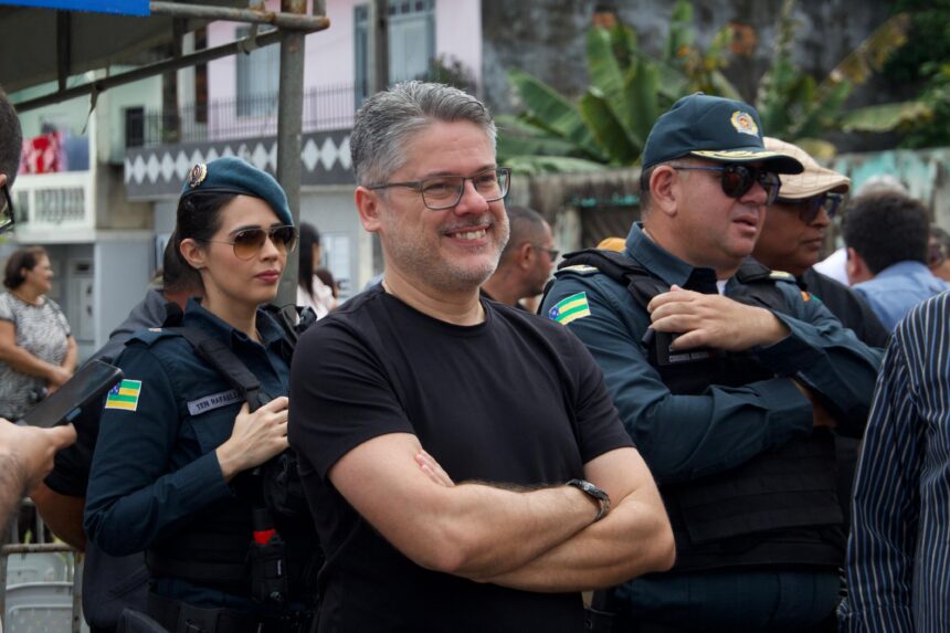 Alessandro Vieira larga na frente e lidera todos os cenários ao Senado, aponta Instituto França