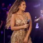 Cantora sergipana Yasmim Sensação viraliza nas redes sociais e vira sucesso nacional