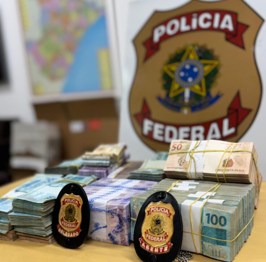 PF prende casal em flagrante com R$ 329 mil em espécie em Carira