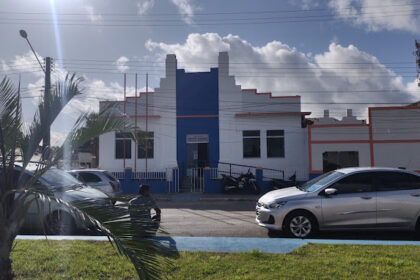 Prefeito exonera comissionados em Santo Amaro das Brotas após bloqueio do FPM
