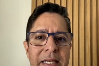 “Reconheço que houve rompimento da parte dela”, dispara Ricardo Marques sobre Emília