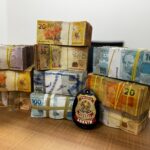 Dois homens são presos com R$ 500 mil em operação da Polícia Federal em Aracaju