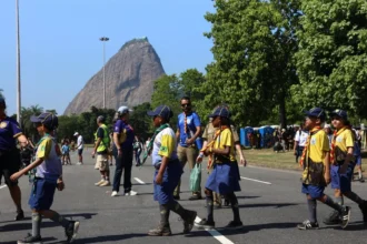 Movimento escoteiro reúne mais de 4 mil pessoas em evento no Rio