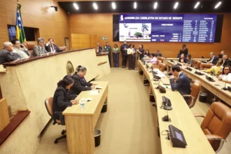 Aprovado projeto de lei que organiza pagamento de honorários a procuradores do Estado