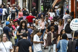 Brasil cria 85,9 mil postos de trabalho em abril, aponta Caged