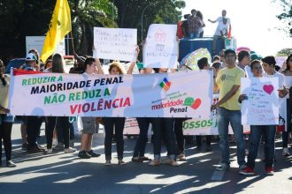 CCJ retoma nesta terça debate sobre redução da maioridade penal