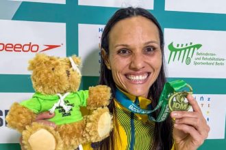 Carol Santiago é ouro, o 37º pódio do país no Internacional de Berlim