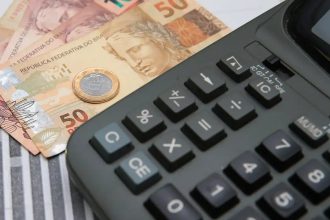 Dívida Pública sobe 1,91% em abril e encosta em R$ 8,8 trilhões