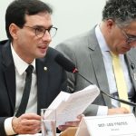 Fim da escala 6×1: relator propõe que um dia de folga seja no domingo