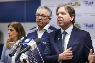 Governo lança editais para conectar até 3,8 mil UBS