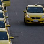 Governo publica MP que destina R$ 30 bi a taxistas e motoristas de app