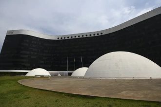 IA pode gerar mais fake news nas eleições, alertam especialistas
