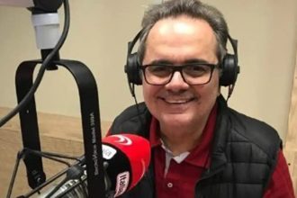 Ícone do rádio esportivo mineiro, Milton Naves morre aos 70 anos