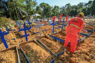 Lei define 12 de março Dia Nacional em Memória das Vítimas da Covid-19
