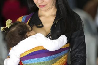 Mães e pais na pós-graduação vão ter prorrogação de período de bolsas
