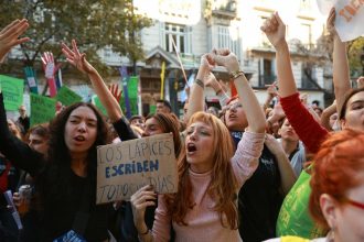 Marcha Universitária protesta contra cortes de Milei