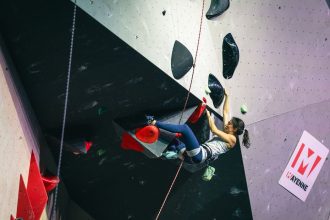 Marina Dias vence etapa da Copa do Mundo de paraescalada nos EUA