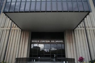 Mercado projeta inflação de 4,92% em 2026