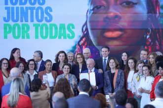 Novas medidas do governo reforçam proteção das mulheres na internet