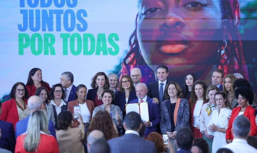 Novas medidas do governo reforçam proteção das mulheres na internet