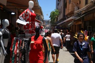 Novo Desenrola: juros altos pressionam endividamento das famílias