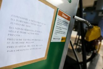 Óleo diesel cai pela 4ª vez em cinco semanas e acumula recuo de 4,5%