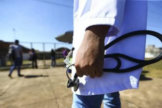 Revalida: candidatos já podem conferir local da prova prática