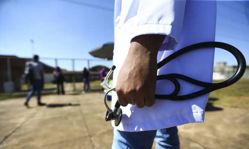 Revalida: candidatos já podem conferir local da prova prática