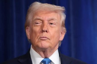 Sem artistas, Trump cogita comício em evento da independência dos EUA