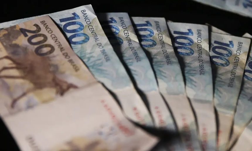 Superávit primário do Governo Central fica em R$ 25,2 bilhões em abril