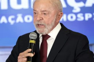 A pedido de Lula, ministro da Defesa irá à Venezuela na próxima semana