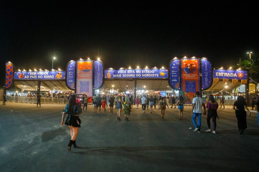 Acesso à arena de shows neste domingo será concentrado na Entrada A