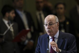 Argumentos dos EUA para impor tarifas “não são legítimos”, diz Vieira