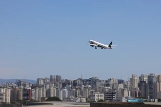 Brasil bate recorde de passageiros em voos domésticos em 2026