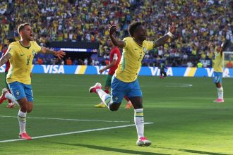 Brasil enfrenta Haiti na segunda rodada da Copa do Mundo