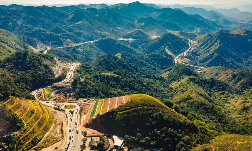 Governo inaugura primeira etapa da rodovia na Serra das Araras, no Rio