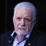 Jaques Wagner anuncia saída da liderança do governo no Senado
