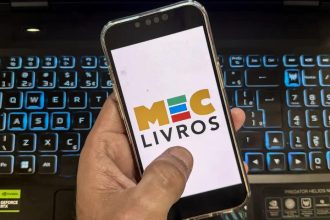 MEC Livros oferece mais 7,8 mil obras em inglês e espanhol
