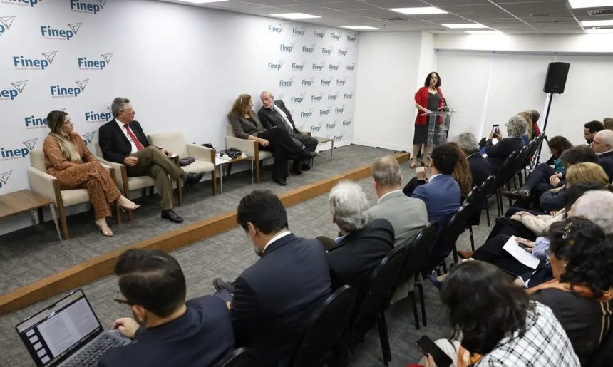 Programa destina R$ 360 milhões a pequenas empresas inovadoras