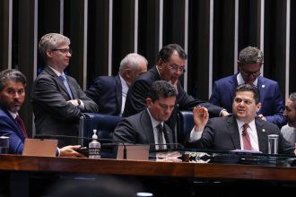 Senado aprova uso do Fundo do Pré-Sal para dívidas do agro