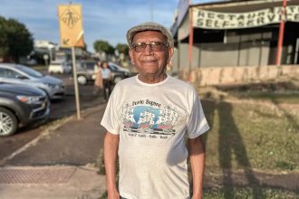 Torcedor da seleção há 20 Copas, Seu Simão, 91 anos, aposta no hexa