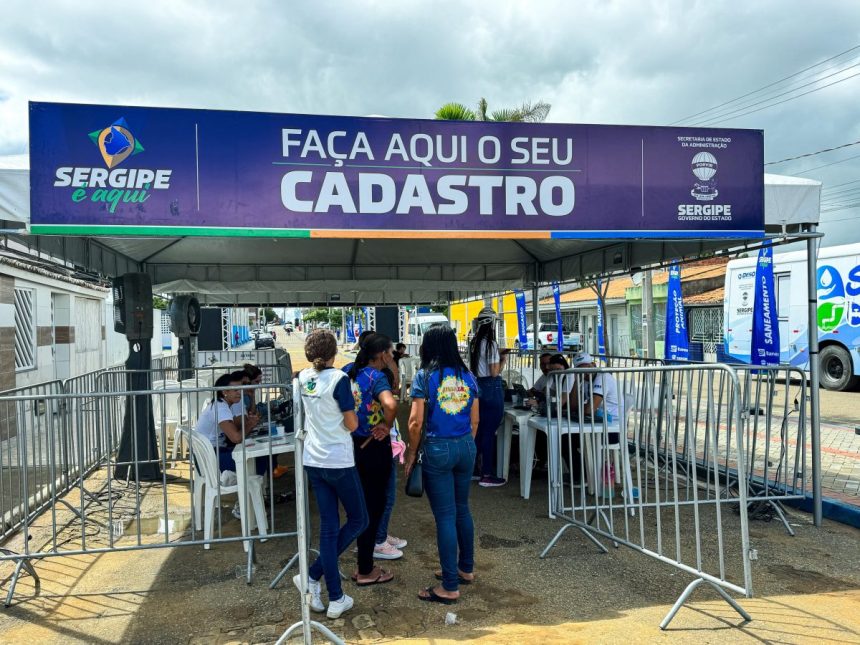 ‘Sergipe é aqui’ amplia acesso a serviços e aproxima Governo do Estado da população do Médio Sertão