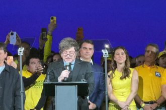 Após ofensas de Milei a Lula, Itamaraty chama embaixador para consulta