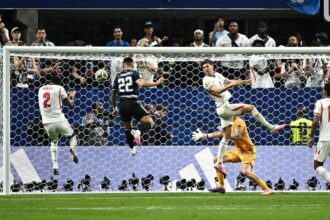Com outra virada incrível, Argentina despacha Inglaterra e vai à final