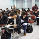 Educação financeira pode ser incluída no currículo escolar