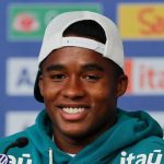 Endrick cita papo com veteranos e confiança em Ancelotti: “iluminado”