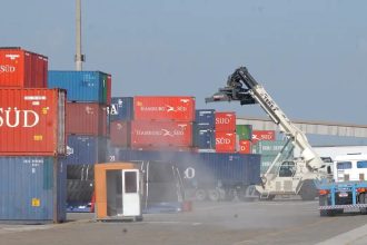 Exportações aos EUA crescem pela primeira vez após tarifaço de Trump