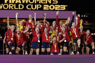 Finalista da Copa masculina, Espanha pode “unificar” títulos mundiais
