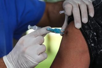 Gripe: Anvisa aprova nova vacina com 73% de eficácia 